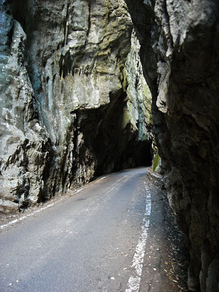 In der Brasa Schlucht am Gardasee - Wandern Südtirol bis Gardasee