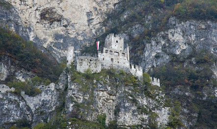 Haderburg bei Salurn