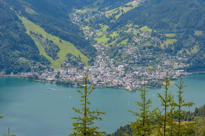 Die Stadt Zell am See am Zeller See