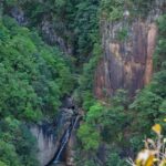 Bach, Enge, Engstelle, Fels, Felsen, Felswand, Fließgewässer, Schlucht, Schwarzenbach