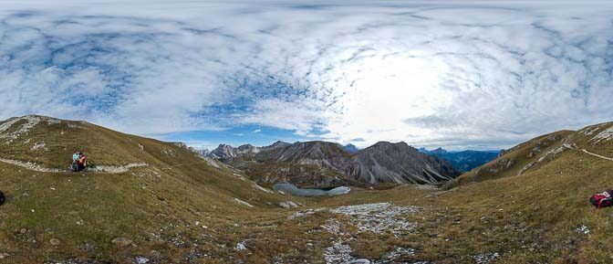 360° Foto mit Ausblick auf den Hochalmsee und den Naturpark Fanes-Senes-Prags