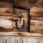 Christus, Christusfigur, Detail, Glücksbringer, Herrgott, Hufeisen, Kreuz, Kruzifix, Symbol