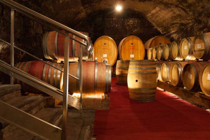 Keller in der Kellerei Kettmeir