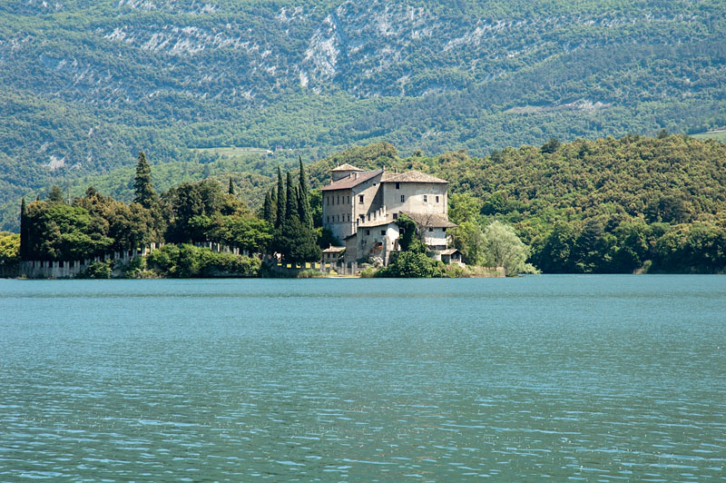 Castel Toblino im Tal der Seen