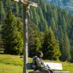 Anni, Einhalt, Flurkreuz, Gardena, Goeden, Gröden, Grödental, Grödner Tal, Grödnertal, Pause, Pra da Ri, Rast, Val Gardena, Valgardena, Wegkreuz, wandern