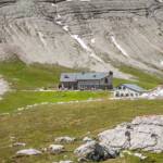 Almhaus, Almhütte, Berghaus, Puezhütte, Schutzhaus, Schutzhütte, alpine hut, baita, chalet, mountain hut, refuge, rifugio