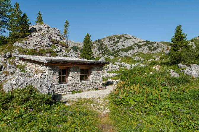 Nachgebaute Kriegsstellungen "Posizione Edelweiß" am Valparola Pass