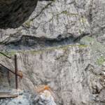 Bach, Engadin, Fels, Felsen, Felsensteig, Felsenweg, Felssteig, Felsweg, Gestein, Schlucht, Schweiz, Uina Schlucht, Wanderweg, Weg, cammino, sentiero, way