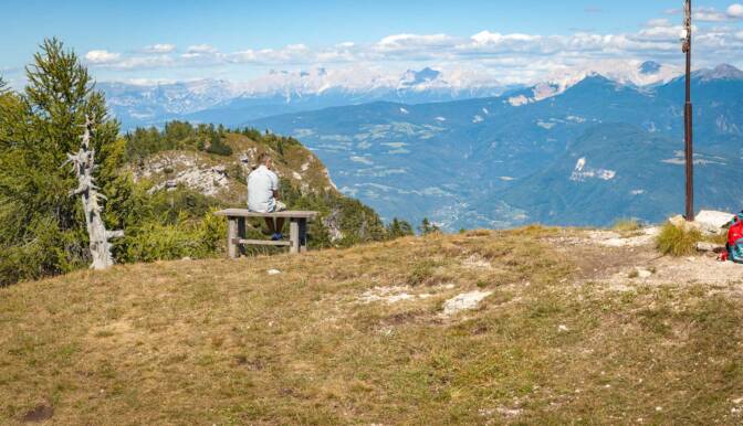 Am Tresner Horn mit Blick auf die Südtiroler Dolomiten"