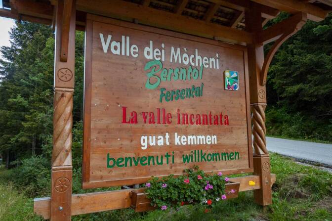 wandern im Fersental (Bersntol, Valle dei Mòcheni)
