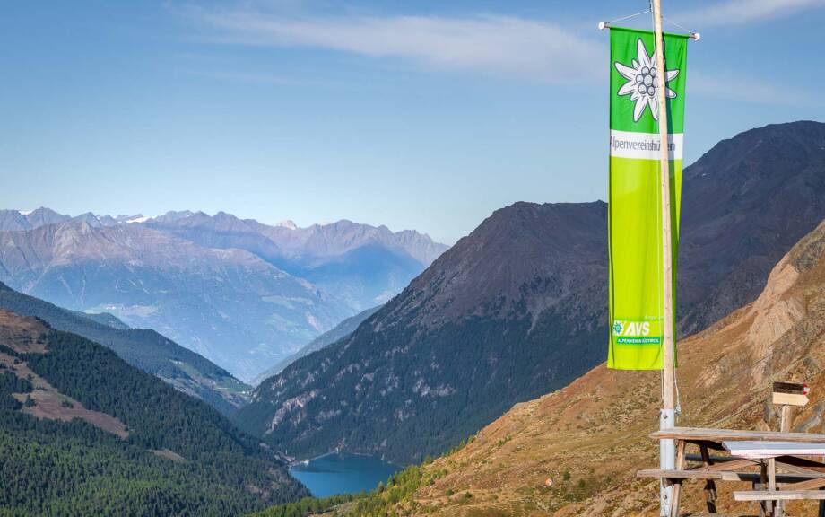 20210925165218-_8509988