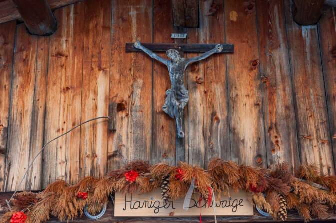 Christus, Christusfigur, Haniger Schweige, Herrgott, Holzkreuz, Kreuz, Kruzifix