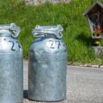 Flurkreuz, Milch, Milchkanne, Milchkannen, Wegkreuz