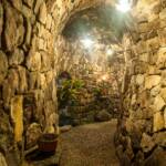 Caldaro, Fass, Fässer, Kaltern, Keller, Strada del Vino, Südtiroler Weinstraße, Weinfass, Weinfässer, Weinkeller, Weinstrasse, Weinstraße, wine route