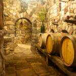 Caldaro, Fass, Fässer, Kaltern, Keller, Strada del Vino, Südtiroler Weinstraße, Weinfass, Weinfässer, Weinkeller, Weinstrasse, Weinstraße, wine route