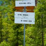 Hinweisschild, Schild, Wanderschild, Wanderwegweiser, Wegweiser