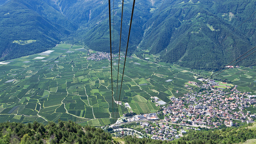 Taken at Latitude/Longitude:46.631483/10.858587. 1.63 km North Latsch Trentino Alto Adige Italy (Map link)