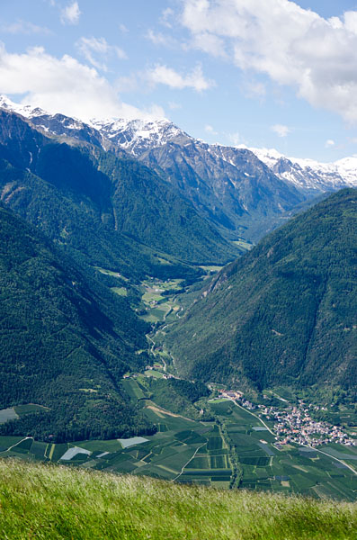 Taken at Latitude/Longitude:46.638741/10.853977. 2.43 km North Latsch Trentino Alto Adige Italy (Map link)