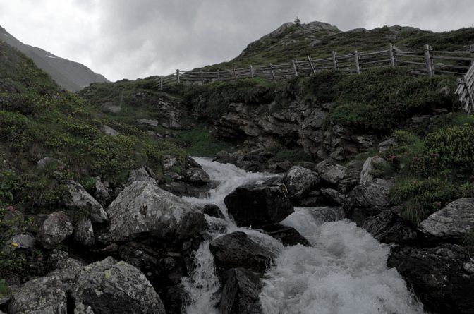 Im urigen Ultental kurz vor der Oberweissbrunn Alm und kurz vor einem Wolkenbruch