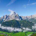 Nebel über dem Pustertal, Berg, Berge, Berglandschaft, Cima Tre Scarperi, Cima Tre Scarpieri, Dolomiti di Sesto, Dreischusterspitze, Gebirge, Gebirgslandschaft, Haunold, Haunold Gruppe, Höhenweg, Karnischer Höhenweg, Lastron dei Scarperi, Monte Baranci, Nebel, Nebelbank, Pustertal, Rocca dei Baranci, Sesto, Sexten, Sextner Dolomiten, Sextner Sonnenuhr, Wettererscheinung, Wettererscheinungen
