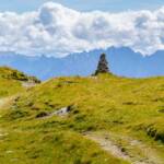 Bergblick vom Karnischen Höhenweg, nahe dem Hochgräntenjoch, Fernwanderweg, Höhenweg, Karnischer Höhenweg, Wanderweg, Weg, Wegmarkierung, Weitwanderweg, cammino, sentiero, way