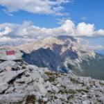 Dolomiti d’Ampezzo, Ampezzaner Dolomiten, Belluno, Cristallo, Cristallo-Gruppe, Cristallogruppe, Dolomiti Ampezzane, Dolomiti d’Ampezzo, Kristallberg, Markierung, Monte Cristallo, Sorapis, Sorapiss, Sorapiss Gruppe, Sorapisstock, Wandermarkierung, Wanderwegmarkierung, Wegmarkierung