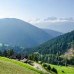 Cima Tre Scarperi, Cima Tre Scarpieri, Dolomiti di Sesto, Dreischusterspitze, Frondeign, Gasthaus, Gasthof, Gasthof Kurterhof, Gaststätte, Herberge, Lastron dei Scarperi, Sextner Dolomiten, Wirtshaus, guesthaus, inn, locanda, osteria, tavern, taverna, trattoria
