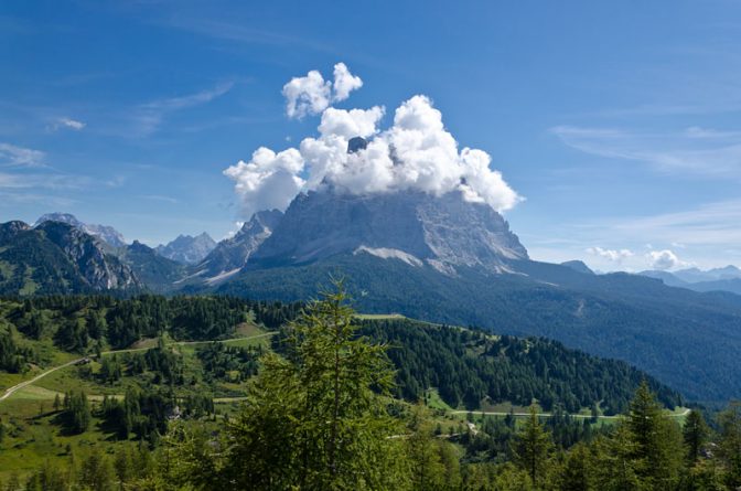 Im Rücken der Thron der Götter, der Monte Pelmo.