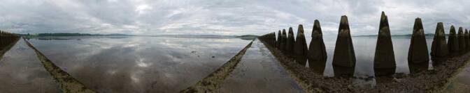 Cramond Island Walk: bei Ebbe kann man über einen betonierten Pfad zur Insel Cramond Island gelangen.