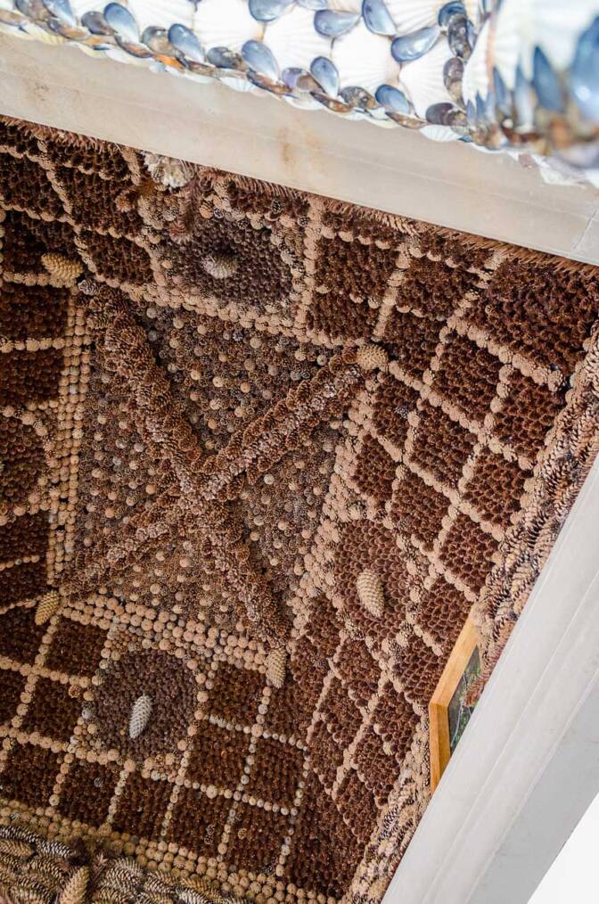 Im Royal Botanic Garden Edinburgh befindet sich eine Kapelle die Queen Mum gewidmet ist.