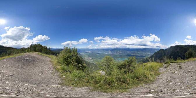 360° Blick vom Lawinenspitz auf das Überetsch mit Kaltern und Kalterer See
