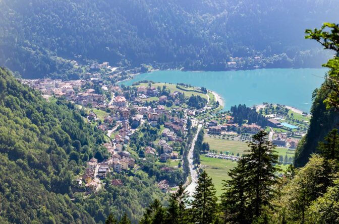 Über Molveno und den Molveno See