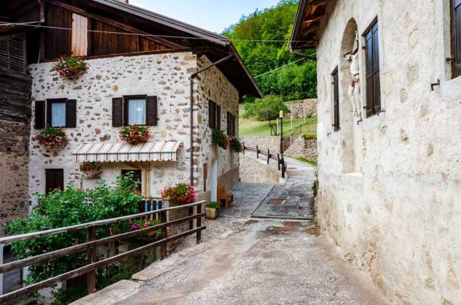 Der urige Weiler Quàras