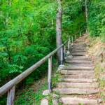 Erde, Erdpyramide, Erdpyramiden, Erdpyramiden di Segonzano, Pyramiden, Segonzano, Sehenswürdigkeit, Steig, Stufen, TN, Trentino, Treppe, Treppen, Treppenstufen, piramidi, piramidi di terra, scala