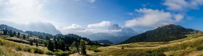 Von der Cisles Alm in Gröden hat meinen einen fantastischen Ausblick auf die Dolomiten