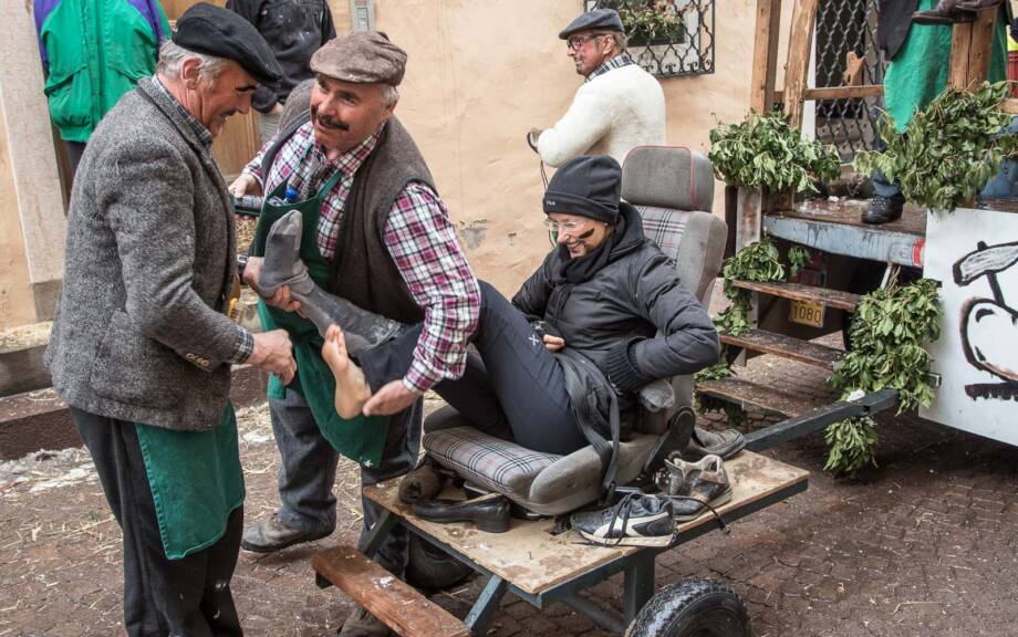 Schuster Egetmann Umzug 2013