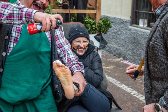 Fußmassage mit Massage-Creme