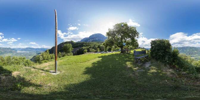 360° Blick vom Lipp in Perdonig nach Bozen inkl. Rosengarten und Schlern