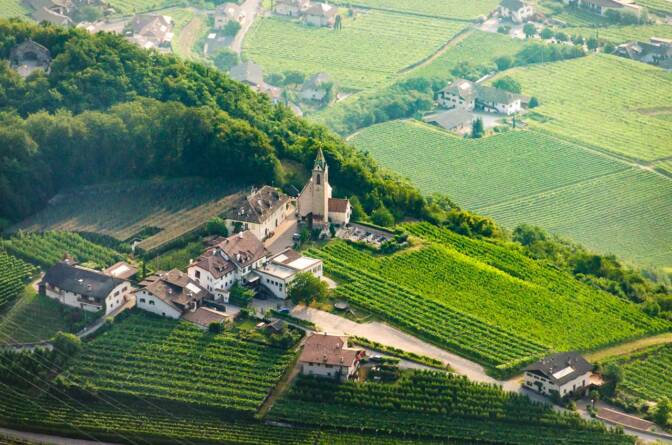 Blick hinunter auf die Kalterer Fraktion Altenburg