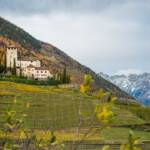Schloss Lebenberg am Waalweg Marling, Castel, Castle, Schloss, Schloss Lebenberg, Schlösser, Weinberg, Weinberge, castello, chateau, vigna, vigneto, vineyard