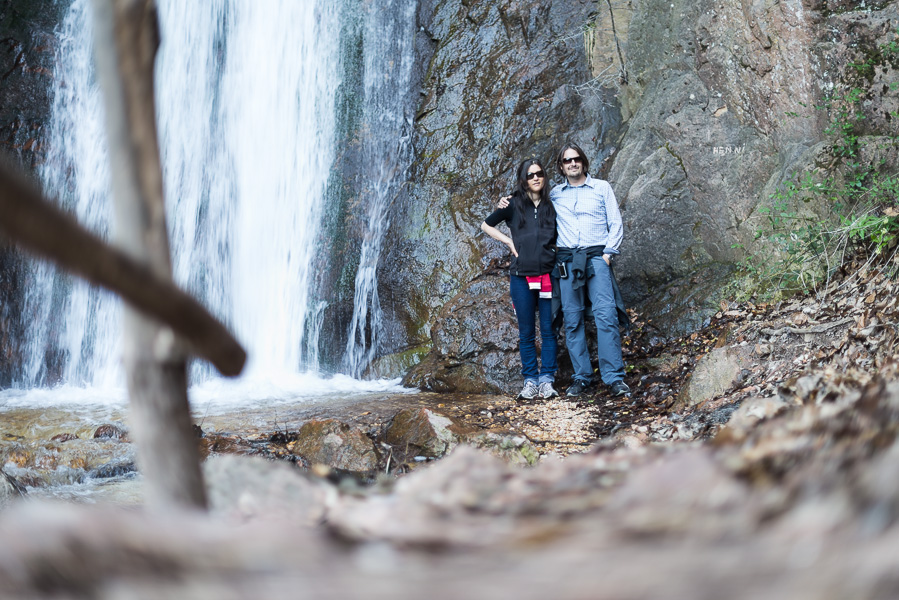 Anni und Dietmar in der Rastenbachklamm beim Wasserfall