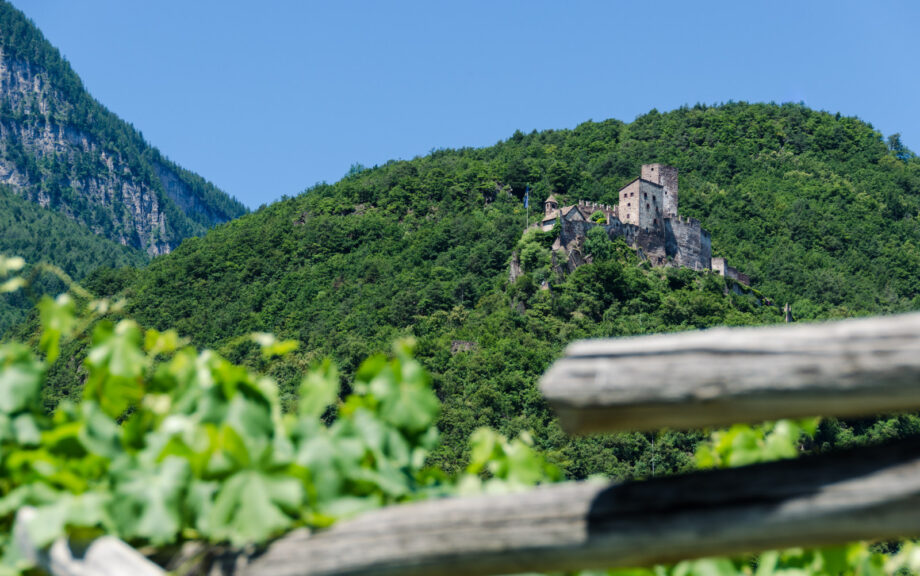 Burg Hocheppan im Drei Burgendreieck Eappan