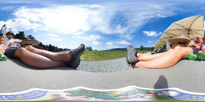 360° vor der Rinderplatz Hütte – coole Bottich-Sessel