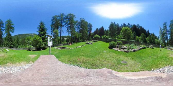 Überblick über die Kneipp-Anlage Truden