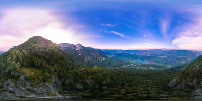 360° Foto Blick auf Kaltern, den Kalterer See und Tramin vom Göller aus