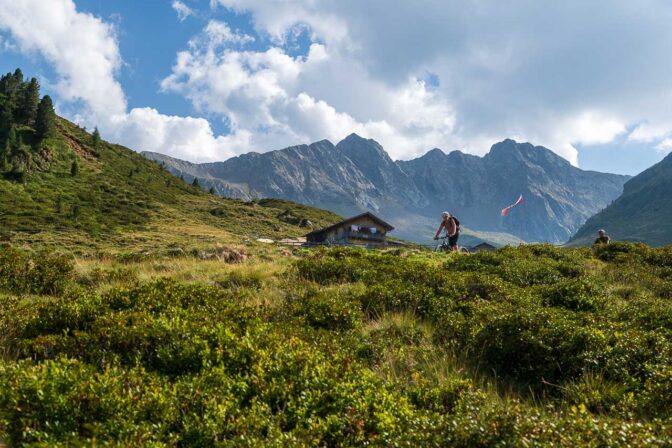 Die Ebenbergalm ist auch mit dem Mountainbike gut zu erreichen.