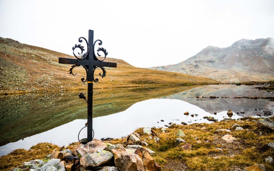 Getrum See mit Kreuz