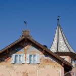 Castelrotto, Dach, Fassade, Fassadenmalerei, Freske, Fresken, Fresko, Front, Giebel, Hauptansicht, Kastelruth, Lüftlmalerei, Schauseite, Stirnseite, Straßenseite, Turmdach, Vorderansicht, Wandmalerei, cladding, faccia, facciata, face of a building