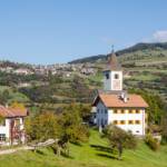 Andacht, Besinnung, Castelrotto, Gotteshaus, Heiligtum, Herbst, Kastelruth, Kirche, Lajen, St. Magdalena, Tagusens, autumn, autunno, chiesa, church, devotion, devozione, luogo sacrale, meditation, meditazione, preghiera, raccoglimento, reflection, religiöse Stätte, riflessione, sacrario, sainthood, sanctuary, sanctum, santuario