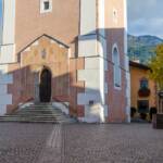 Castelrotto, Hauptplatz, Heiligtum, Kastelruth, Kirchplatz, Kirchturm, Marktplatz, Platz, Stufen, Treppe, Treppen, Treppenstufen, Turm, Türme, campanile, luogo sacrale, religiöse Stätte, sacrario, sainthood, sanctuary, sanctum, santuario, scala, torre, torri, tower